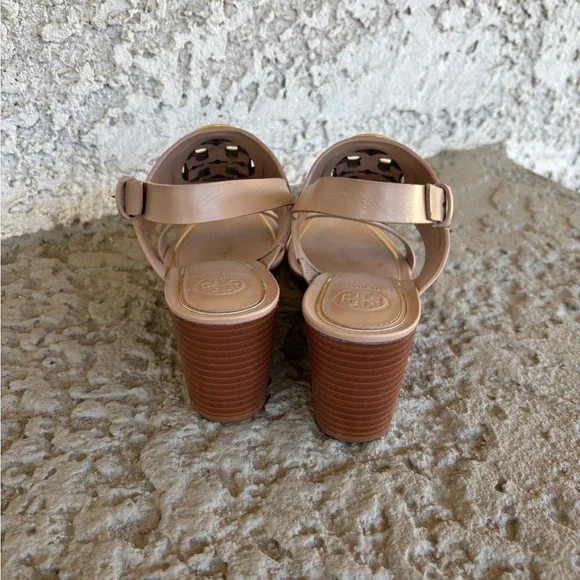 Tory Burch Nude Logo Wedge Sandal Heels Size 7.5M - Picture 4 of 9